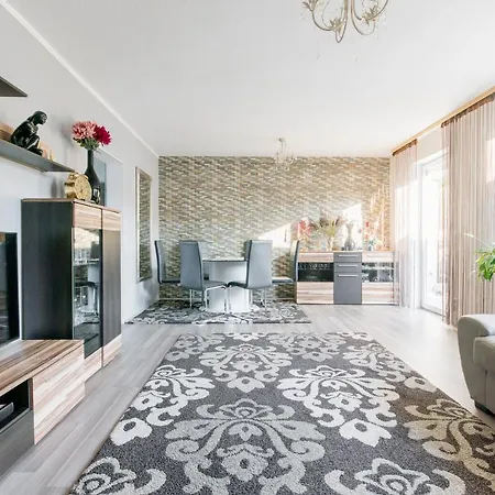 Private House Ferienhaus *